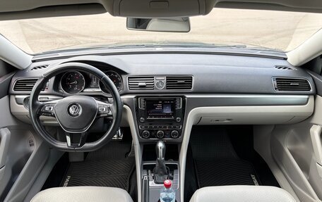 Volkswagen Passat B8 рестайлинг, 2017 год, 2 000 000 рублей, 5 фотография