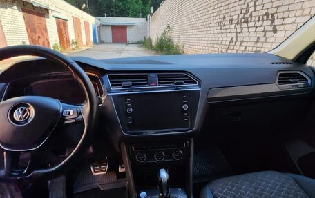 Volkswagen Tiguan II, 2019 год, 2 450 000 рублей, 8 фотография