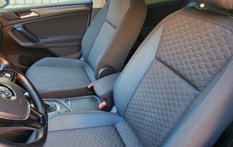 Volkswagen Tiguan II, 2019 год, 2 450 000 рублей, 9 фотография