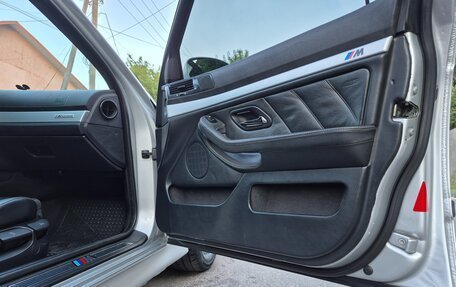 BMW 5 серия, 2001 год, 1 400 000 рублей, 14 фотография