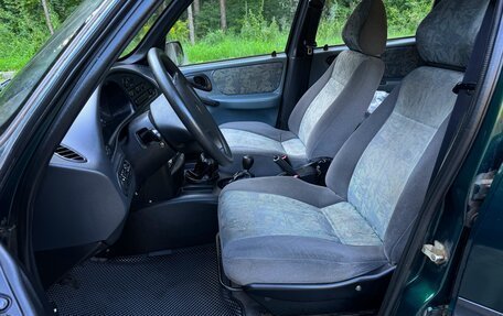 Chevrolet Niva I рестайлинг, 2003 год, 320 000 рублей, 9 фотография