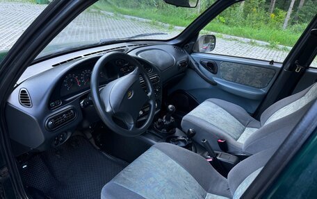 Chevrolet Niva I рестайлинг, 2003 год, 320 000 рублей, 10 фотография