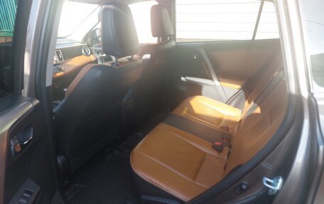 Toyota RAV4, 2016 год, 2 650 000 рублей, 11 фотография