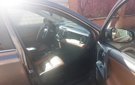 Toyota RAV4, 2016 год, 2 650 000 рублей, 9 фотография