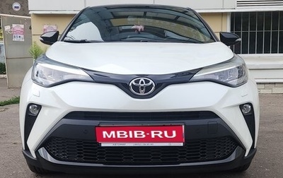 Toyota C-HR I рестайлинг, 2020 год, 2 800 000 рублей, 1 фотография