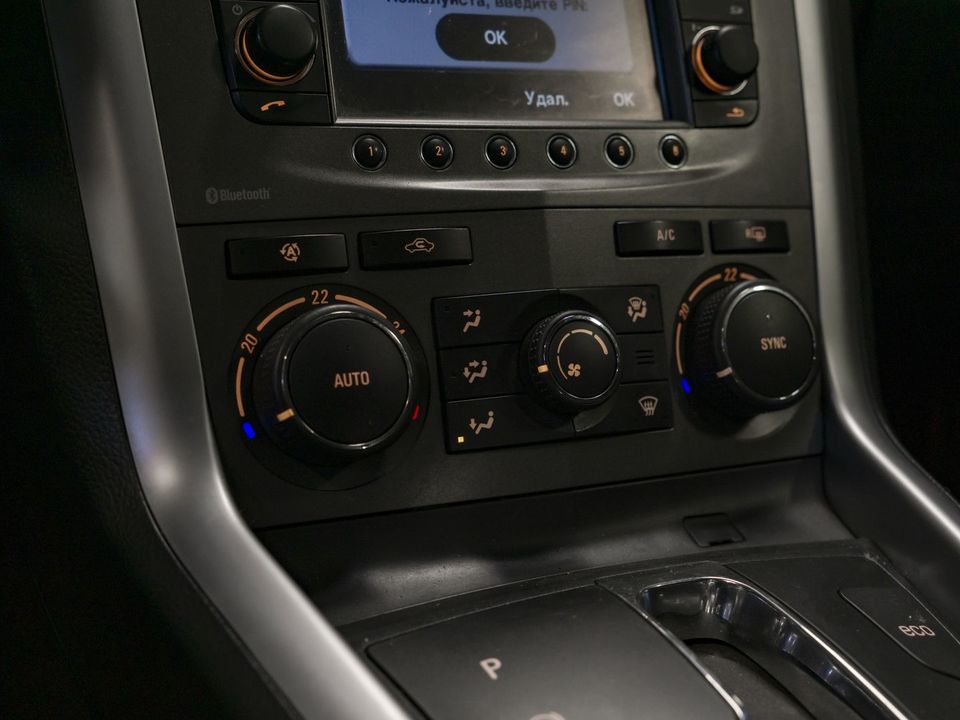 Opel Antara, 2015 год, 1 049 000 рублей, 17 фотография