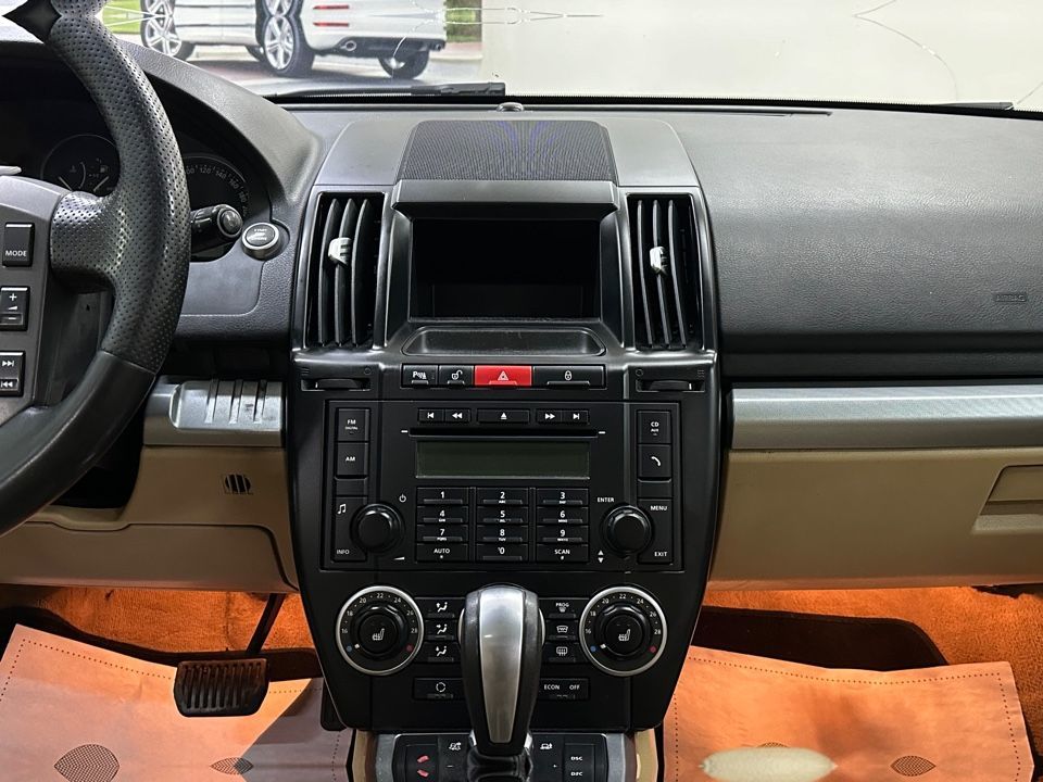 Land Rover Freelander, 2008 год, 989 000 рублей, 16 фотография
