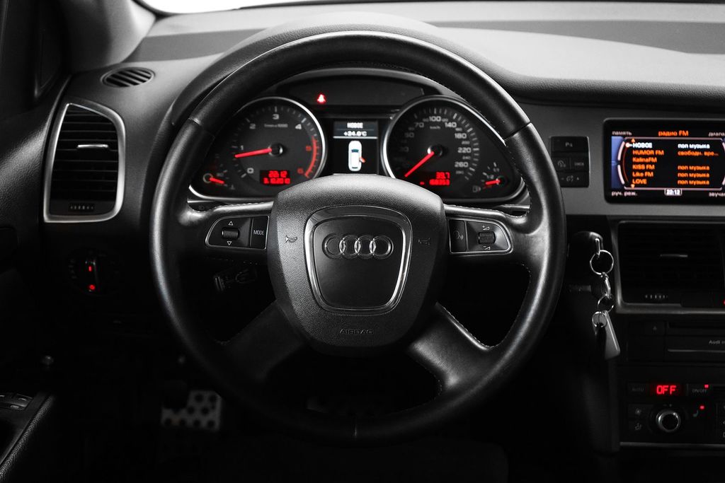 Audi Q7, 2010 год, 1 399 000 рублей, 10 фотография