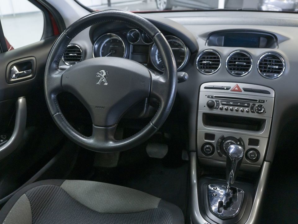 Peugeot 308, 2012 год, 649 000 рублей, 11 фотография