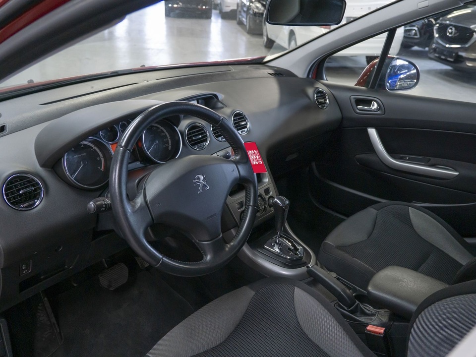 Peugeot 308, 2012 год, 649 000 рублей, 8 фотография