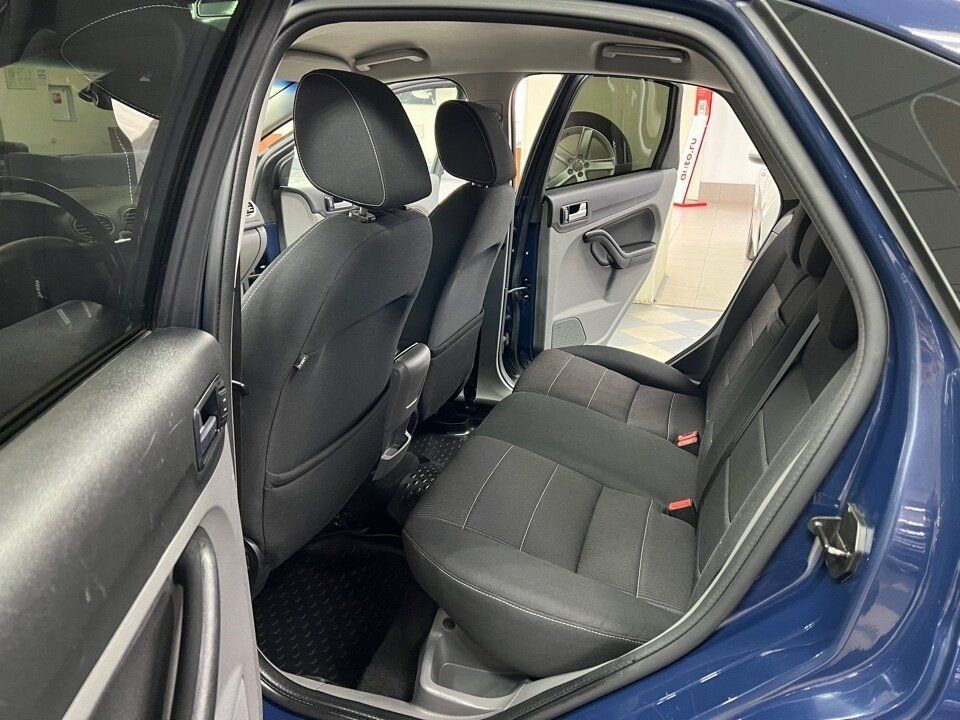 Ford Focus, 2011 год, 699 000 рублей, 17 фотография