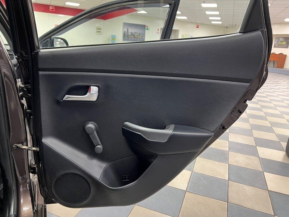 KIA Rio, 2015 год, 749 000 рублей, 16 фотография