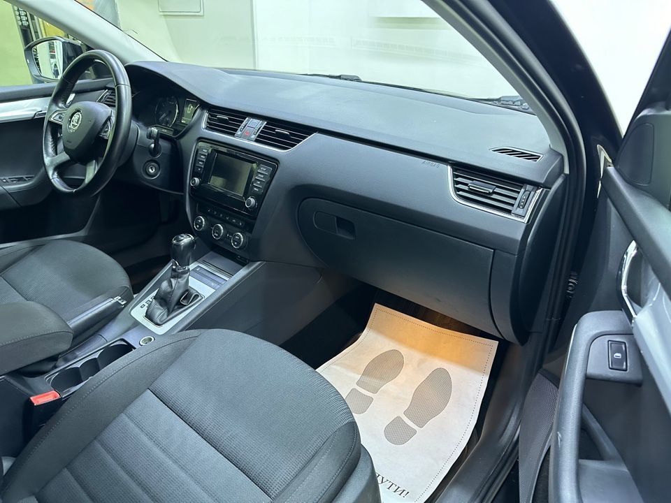 Skoda Octavia, 2014 год, 1 099 000 рублей, 13 фотография