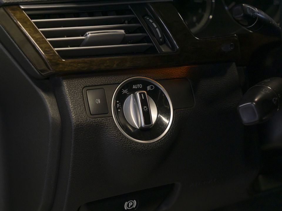 Mercedes-Benz E-Класс, 2012 год, 1 549 000 рублей, 9 фотография
