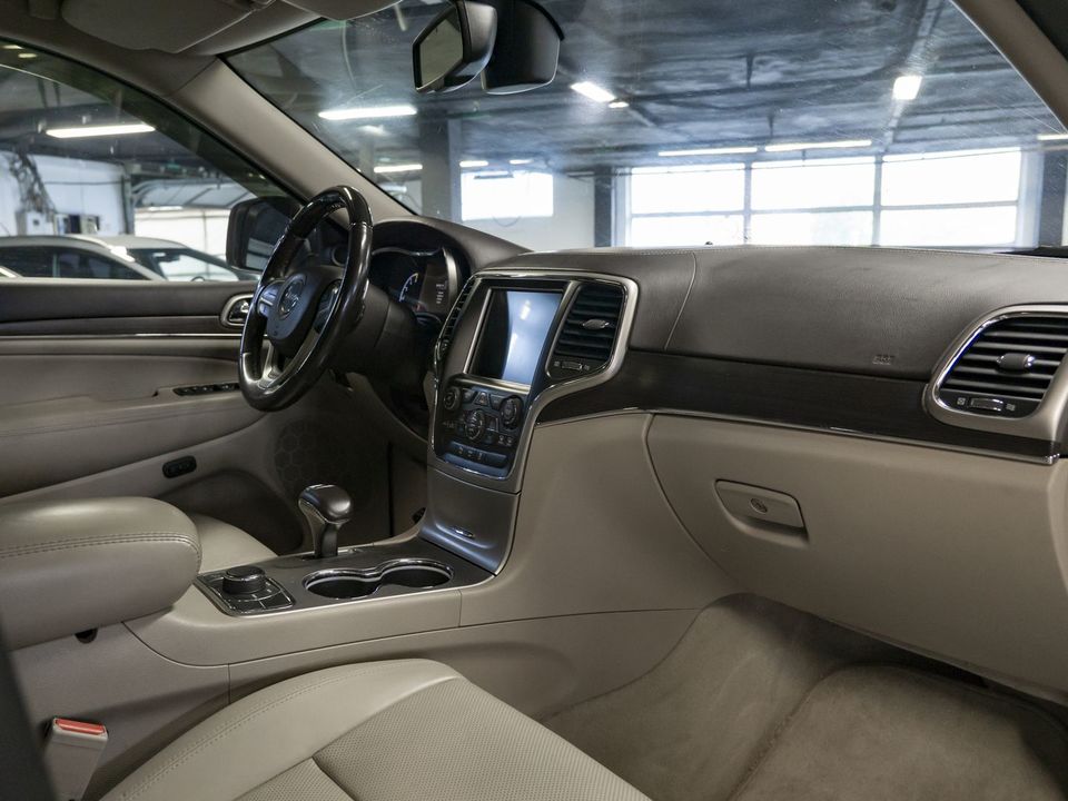 Jeep Grand Cherokee, 2013 год, 1 649 000 рублей, 14 фотография