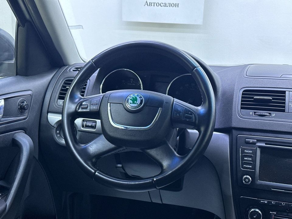 Skoda Yeti, 2013 год, 899 000 рублей, 10 фотография