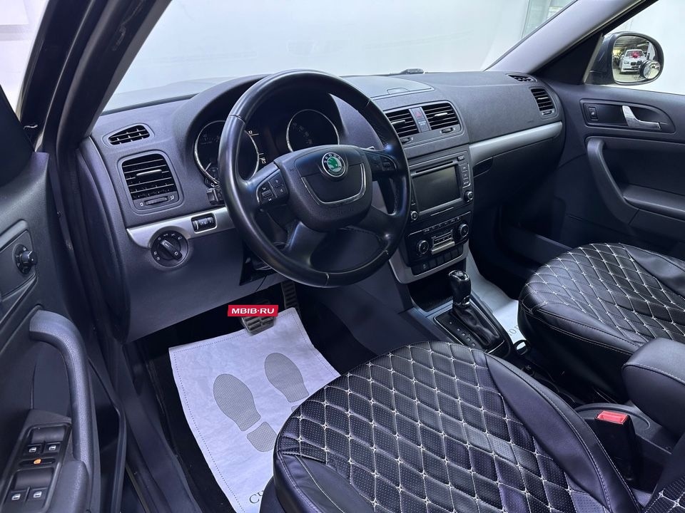 Skoda Yeti, 2013 год, 899 000 рублей, 8 фотография