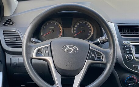 Hyundai Solaris II рестайлинг, 2015 год, 947 000 рублей, 17 фотография