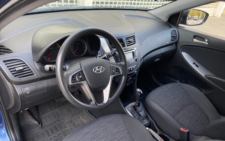 Hyundai Solaris II рестайлинг, 2015 год, 947 000 рублей, 15 фотография
