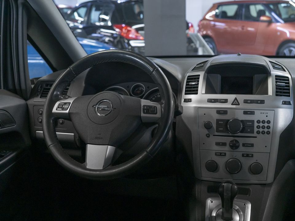 Opel Zafira, 2014 год, 749 000 рублей, 13 фотография