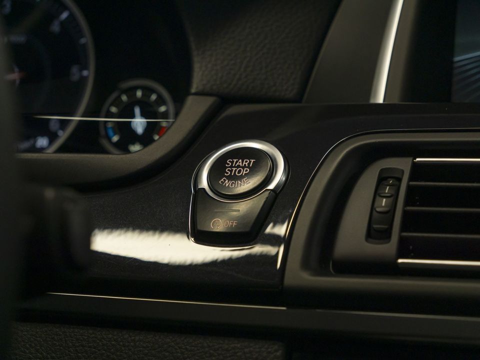 BMW 5 серия, 2013 год, 2 199 000 рублей, 22 фотография