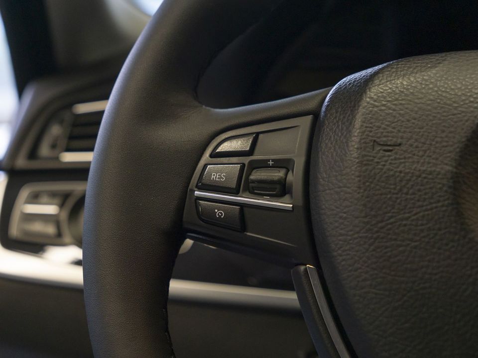 BMW 5 серия, 2013 год, 2 199 000 рублей, 17 фотография