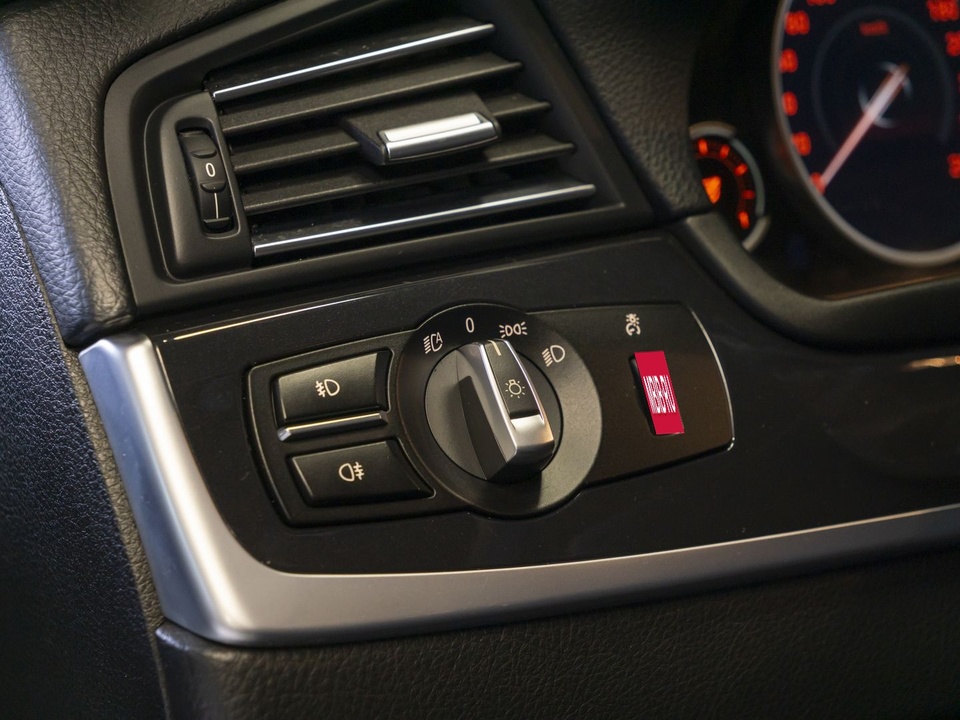 BMW 5 серия, 2013 год, 2 199 000 рублей, 20 фотография