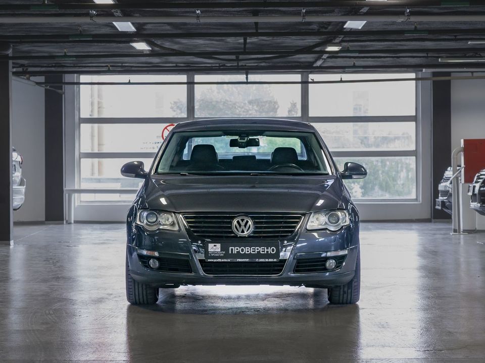 Volkswagen Passat, 2010 год, 799 000 рублей, 2 фотография