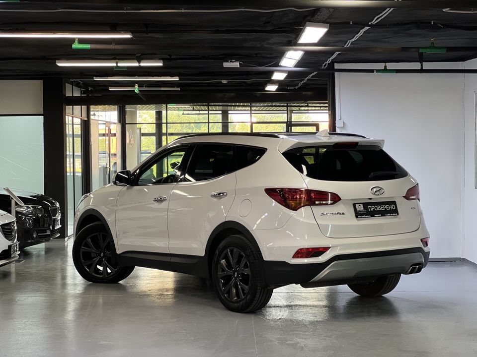 Hyundai Santa Fe, 2016 год, 1 899 000 рублей, 4 фотография