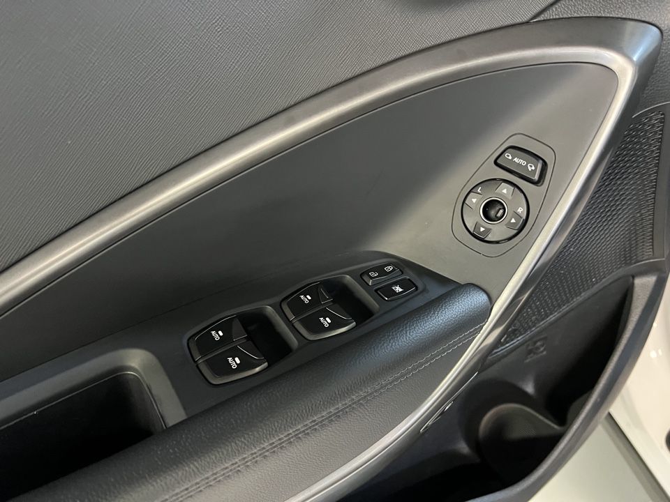 Hyundai Santa Fe, 2016 год, 1 899 000 рублей, 11 фотография