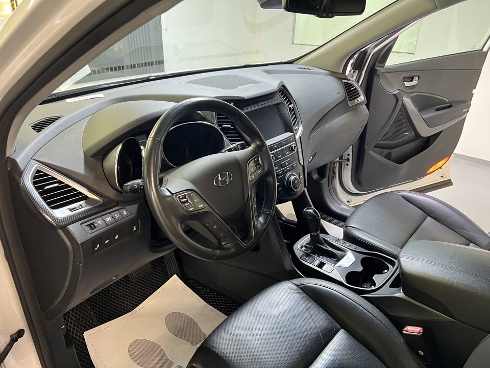 Hyundai Santa Fe, 2016 год, 1 899 000 рублей, 13 фотография
