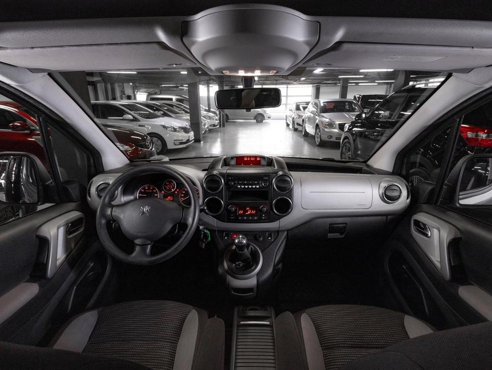 Peugeot Partner, 2011 год, 749 000 рублей, 11 фотография