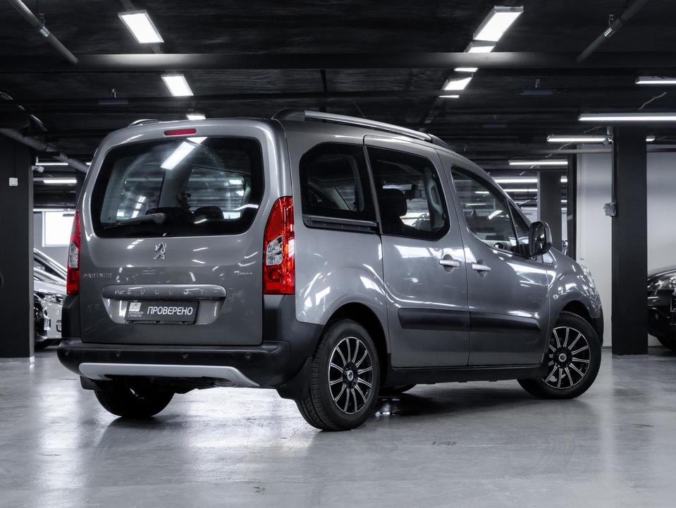 Peugeot Partner, 2011 год, 749 000 рублей, 2 фотография