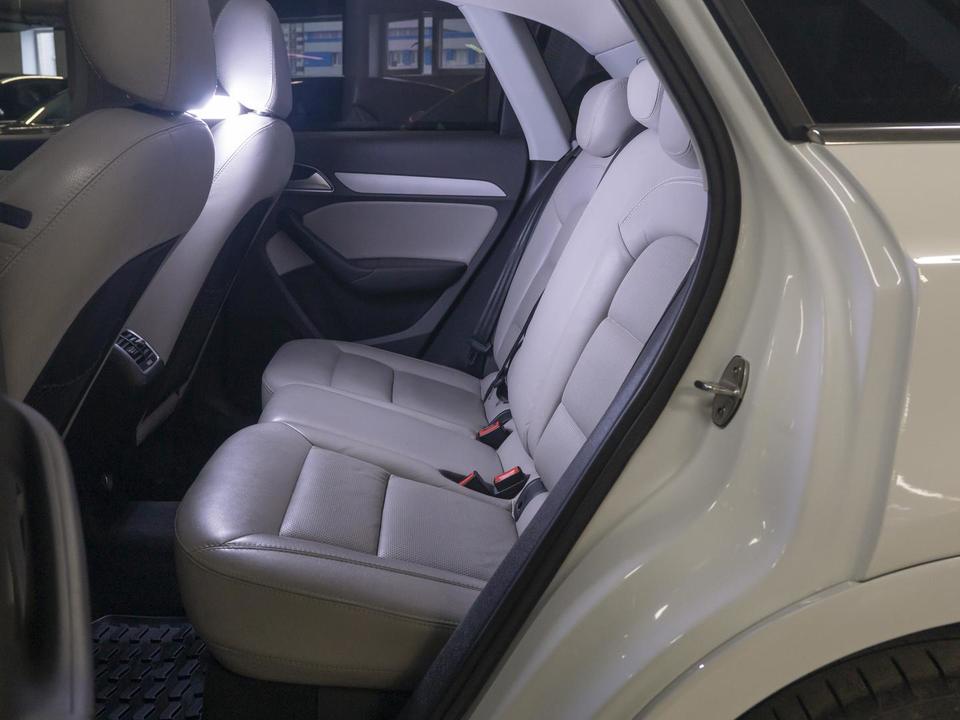 Audi Q3, 2013 год, 1 149 000 рублей, 10 фотография