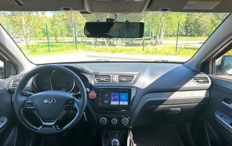 KIA Rio III рестайлинг, 2016 год, 940 000 рублей, 14 фотография