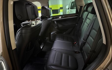 Volkswagen Touareg III, 2015 год, 2 999 999 рублей, 17 фотография