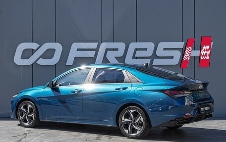 Hyundai Elantra, 2022 год, 1 890 000 рублей, 2 фотография