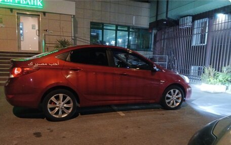 Hyundai Solaris II рестайлинг, 2011 год, 750 000 рублей, 11 фотография