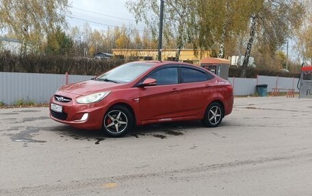 Hyundai Solaris II рестайлинг, 2011 год, 750 000 рублей, 10 фотография