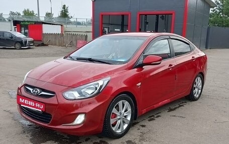 Hyundai Solaris II рестайлинг, 2011 год, 750 000 рублей, 4 фотография
