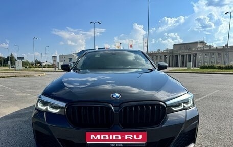 BMW 5 серия, 2023 год, 6 200 000 рублей, 2 фотография