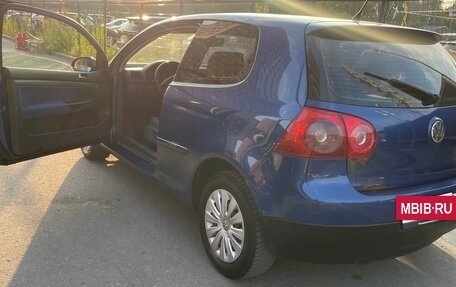 Volkswagen Golf V, 2005 год, 339 999 рублей, 3 фотография