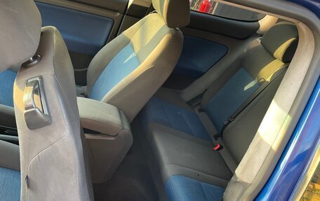 Volkswagen Golf V, 2005 год, 339 999 рублей, 7 фотография