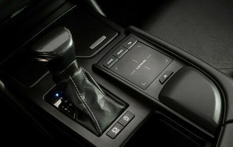 Lexus ES VII, 2018 год, 3 149 000 рублей, 20 фотография