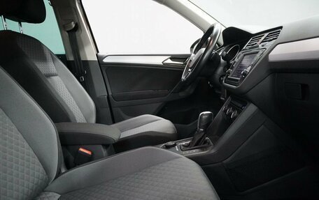 Volkswagen Tiguan II, 2017 год, 2 280 000 рублей, 12 фотография