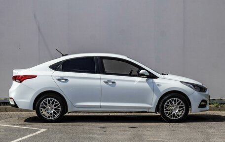 Hyundai Solaris II рестайлинг, 2019 год, 1 210 000 рублей, 5 фотография