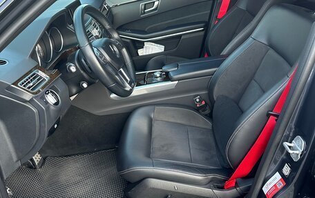 Mercedes-Benz E-Класс, 2014 год, 2 970 000 рублей, 25 фотография