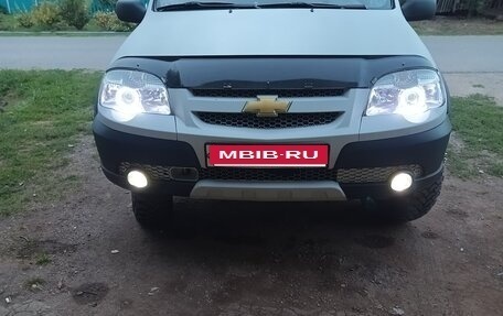 Chevrolet Niva I рестайлинг, 2009 год, 570 000 рублей, 5 фотография
