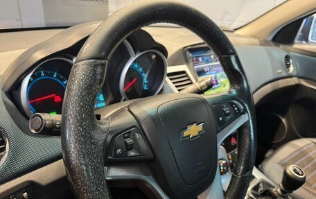 Chevrolet Cruze II, 2011 год, 585 000 рублей, 9 фотография