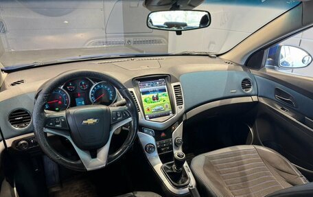 Chevrolet Cruze II, 2011 год, 585 000 рублей, 8 фотография